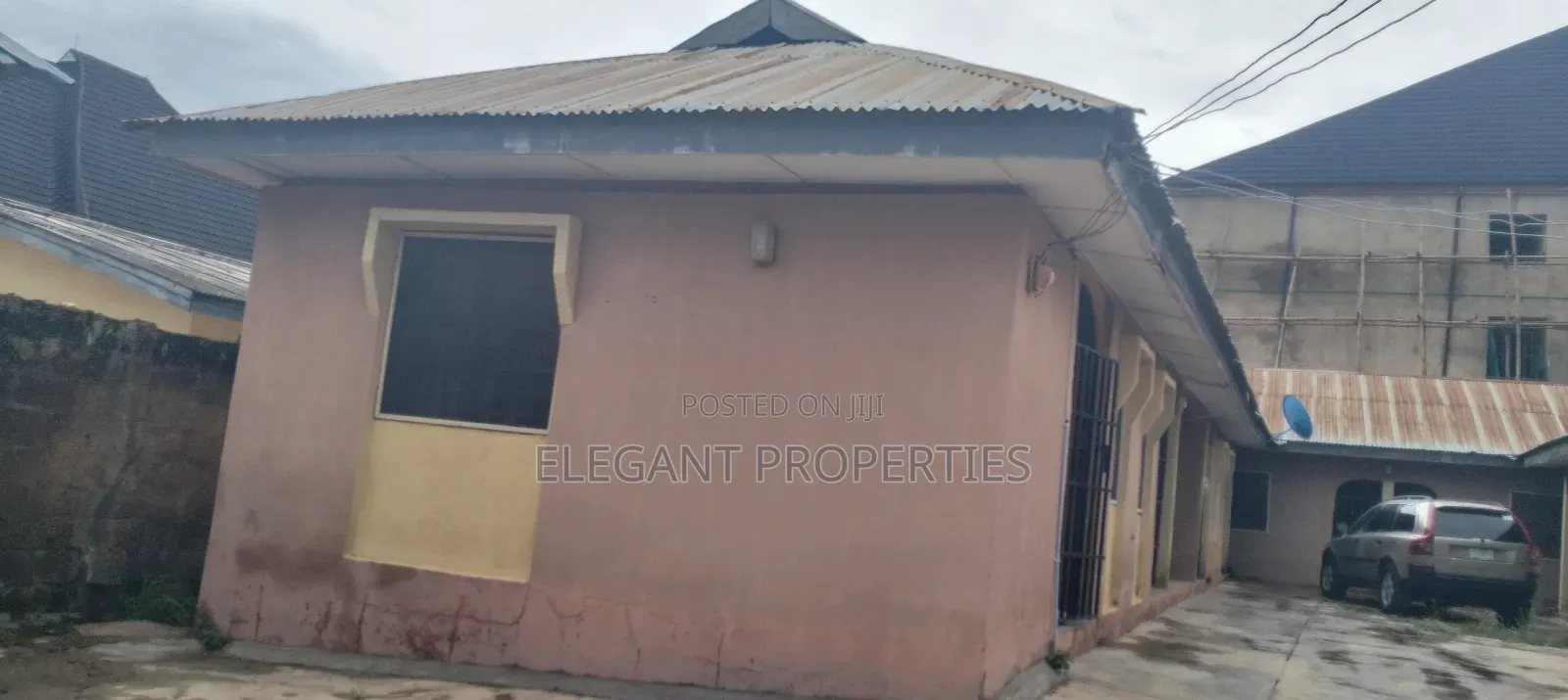 1bdrm Room & Parlour in At Dada Estate for sale
