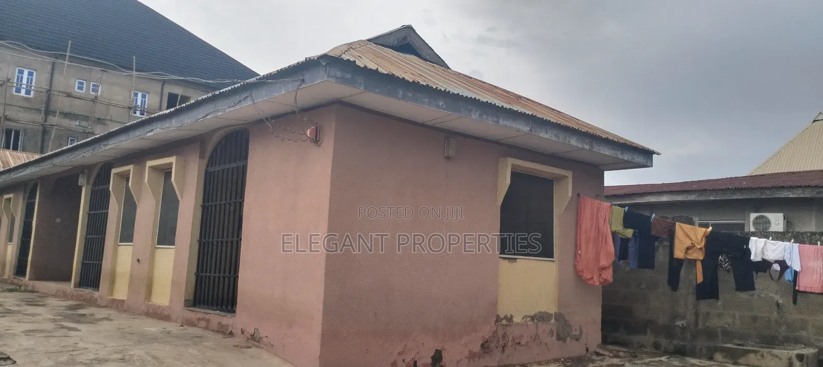 1bdrm Room & Parlour in At Dada Estate for sale