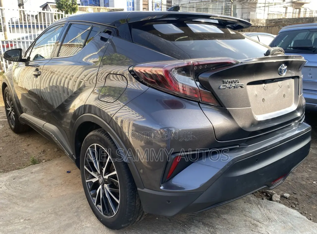 Toyota C-HR Limited FWD 2019 Gray
