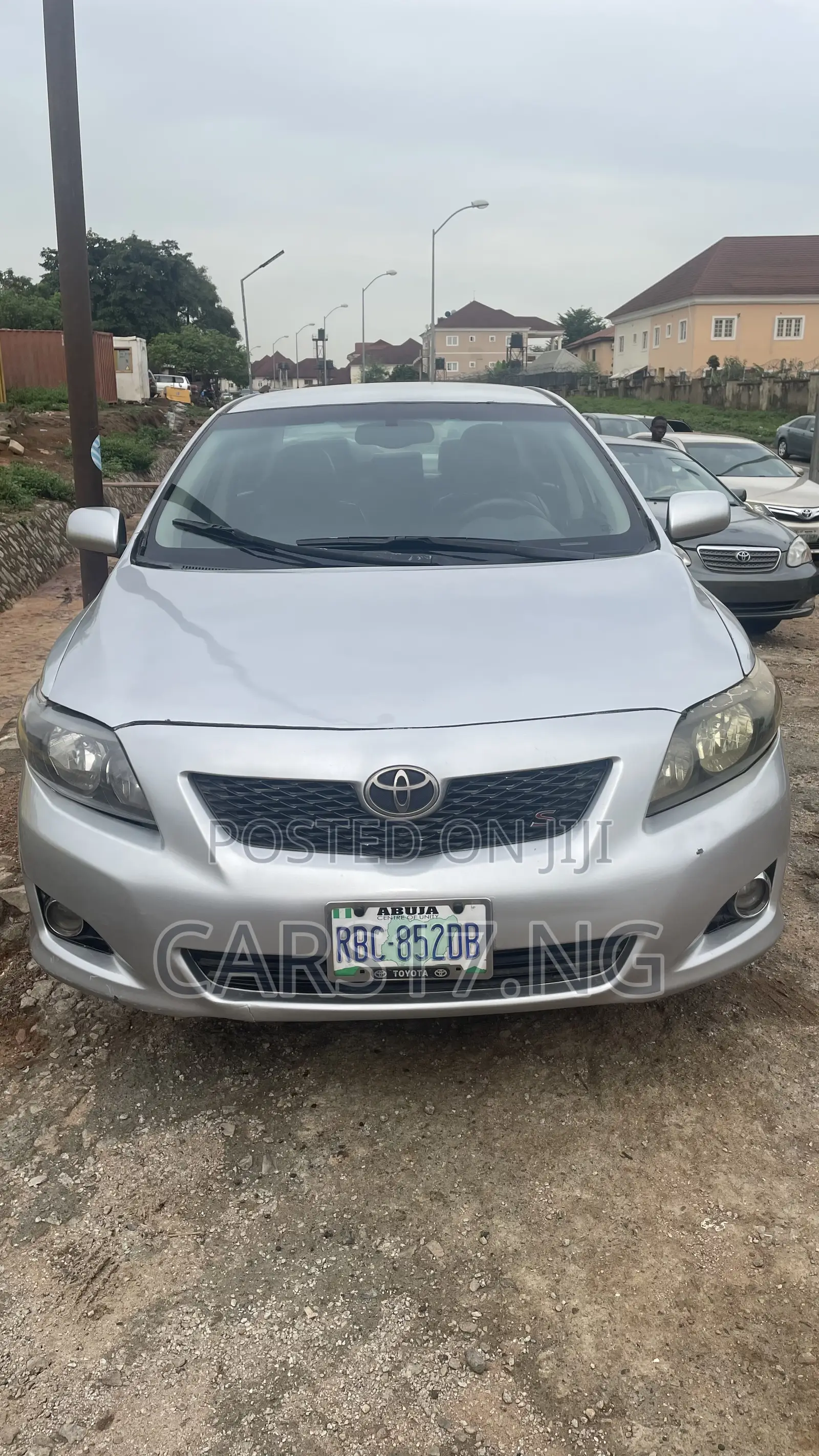 Toyota Corolla 2010 Silver
