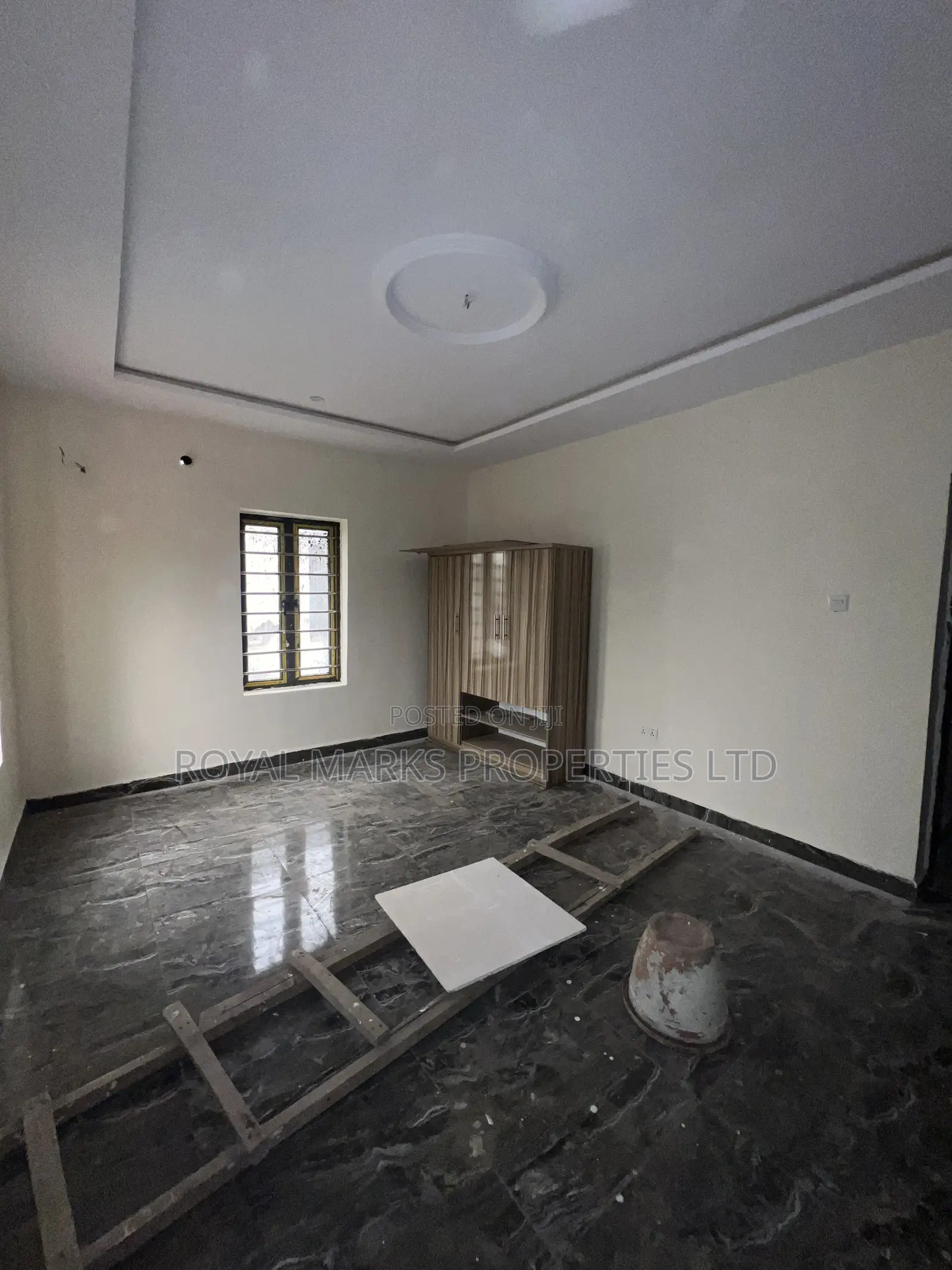 3bdrm Block of Flats in Utako for rent