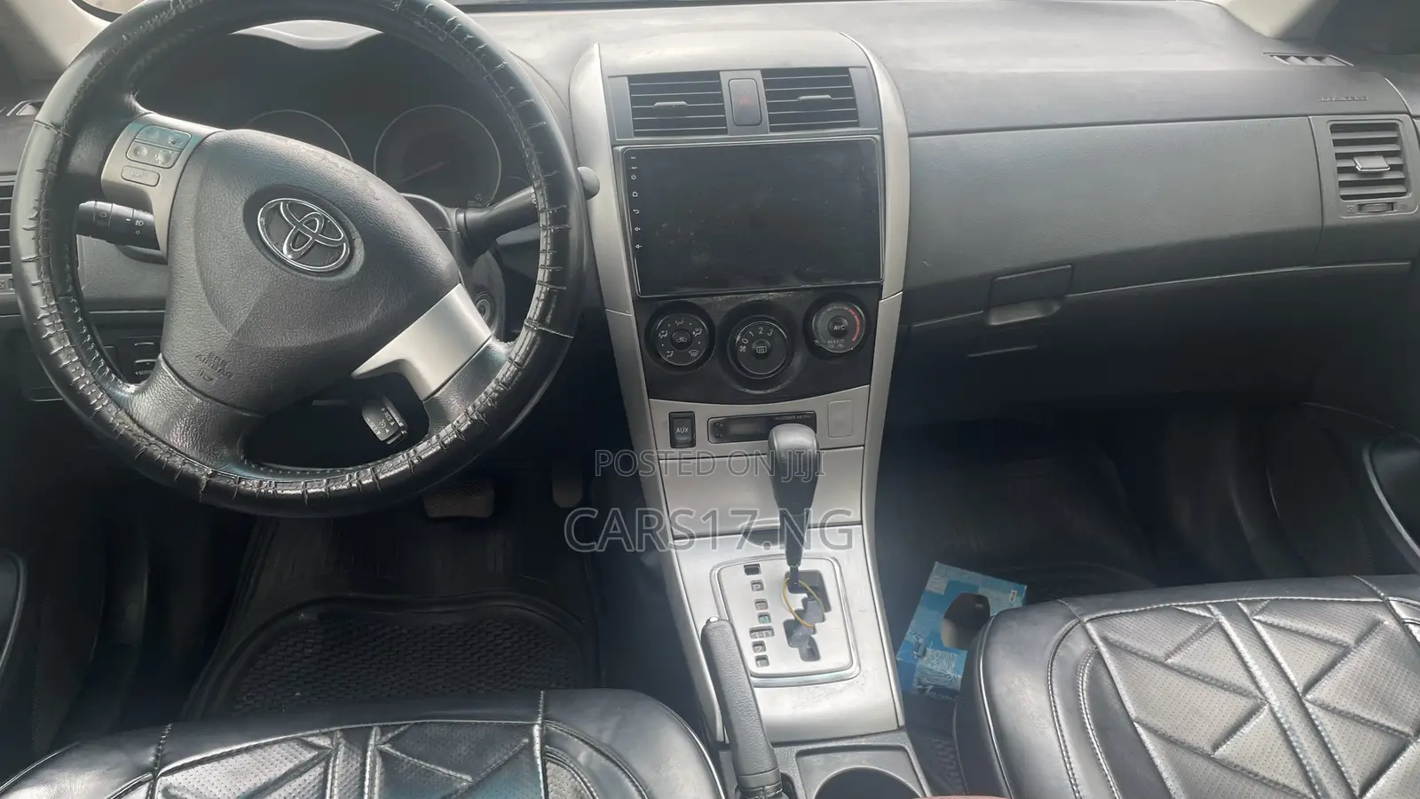 Toyota Corolla 2010 Silver