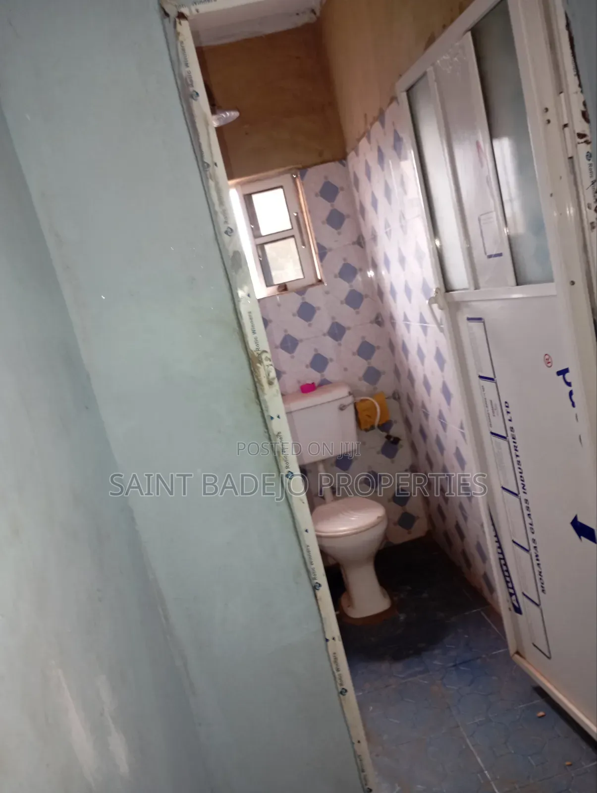 1bdrm Block of Flats in Ewu-Agbo Area., Gberigbe for rent