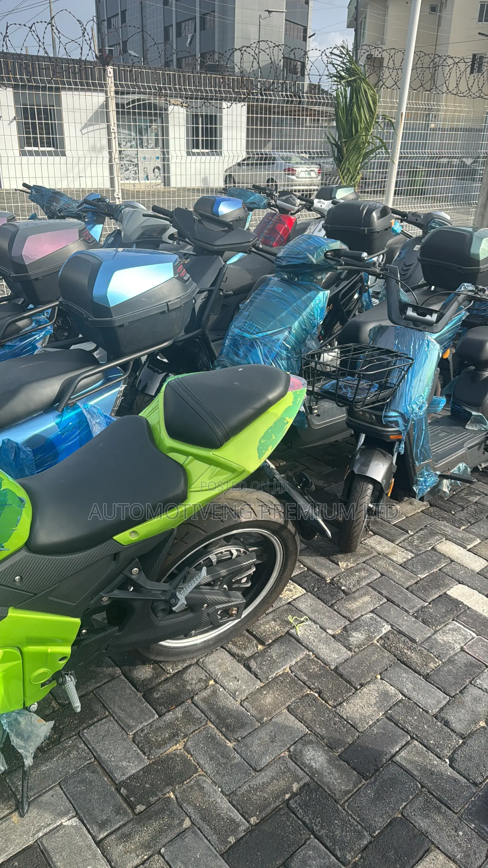 Electric Bikes GPS Tracker (Gps Security for E-Bike and E-Bikes)