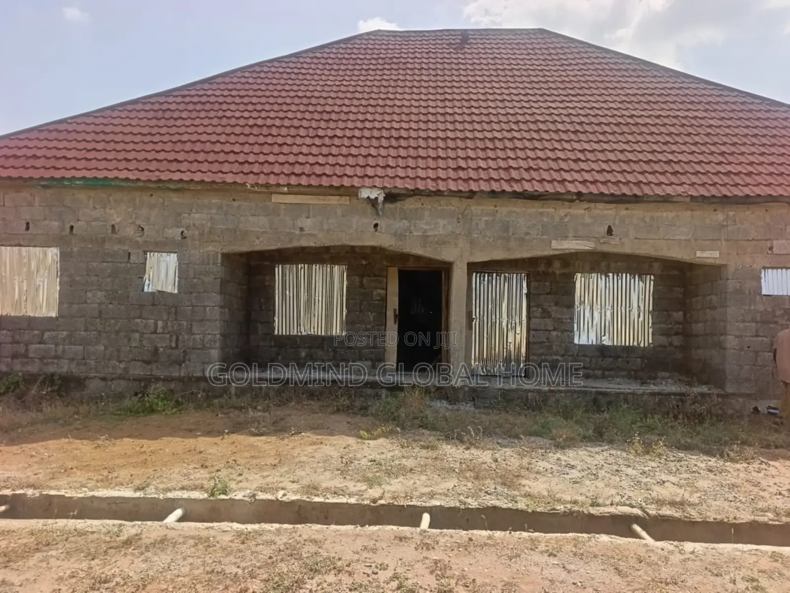 3bdrm Bungalow in Lugbe District. for sale