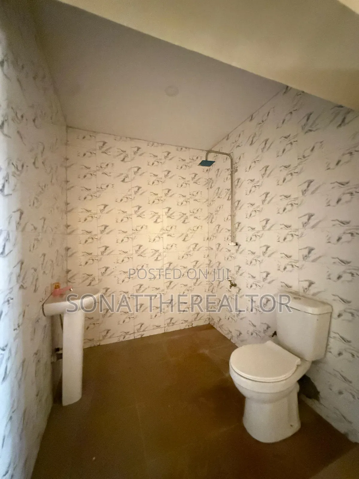1bdrm Apartment in Akobo for rent