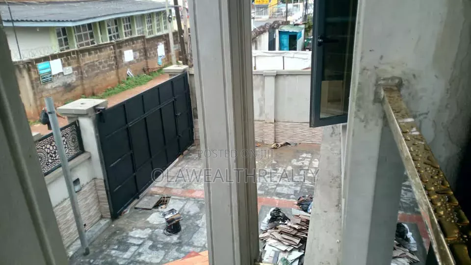 5bdrm Duplex in Bodija for rent