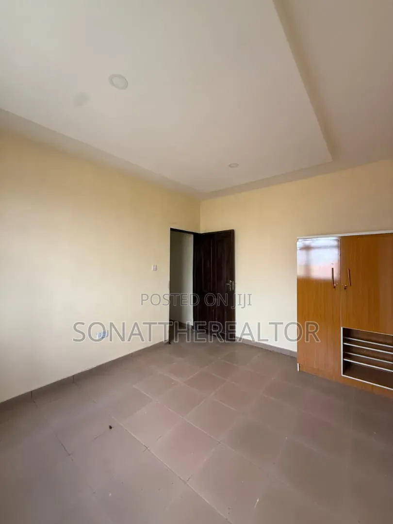 2bdrm Apartment in Akobo for rent