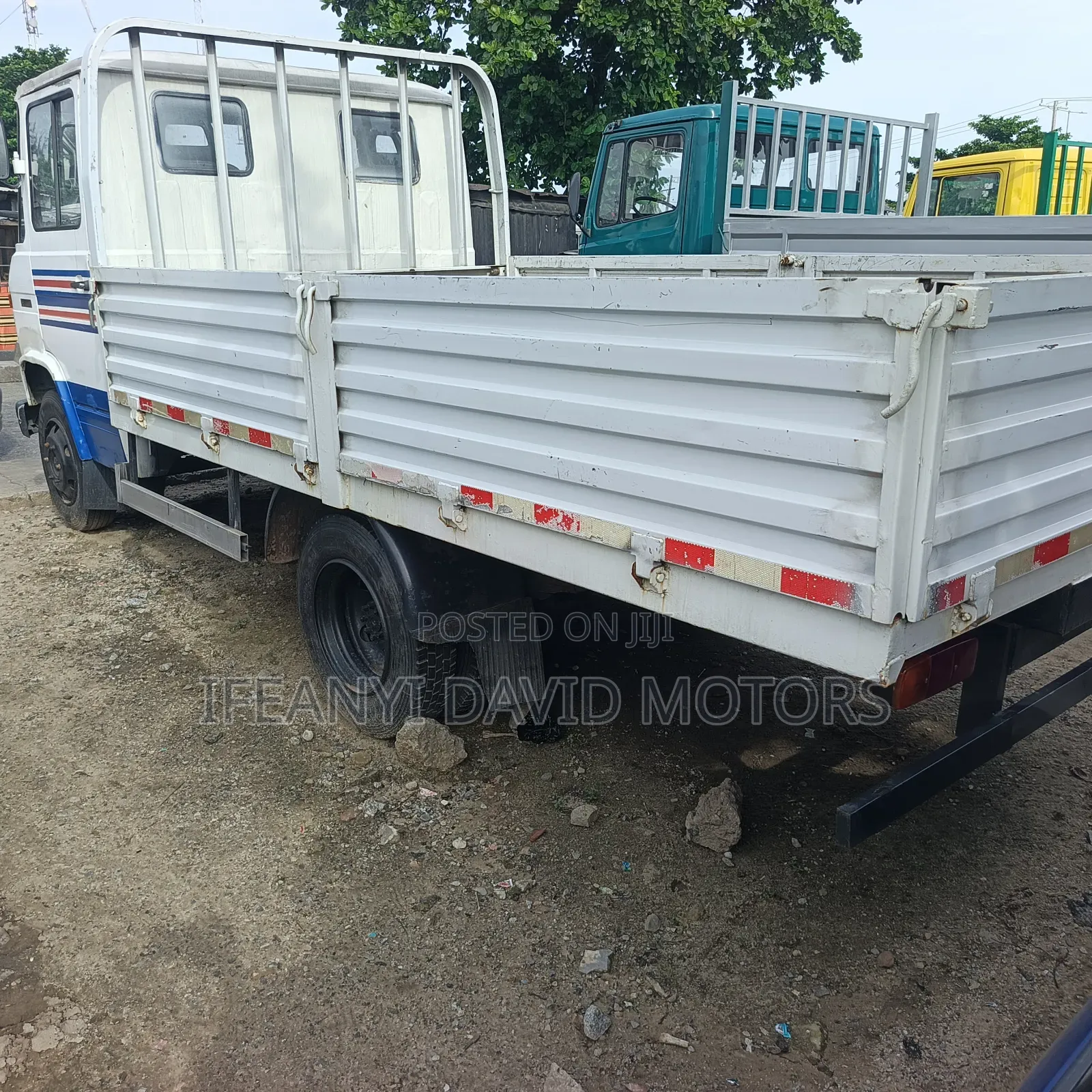 Mercedes Benz 608 Pickup Tokunbo With Custom Paper
