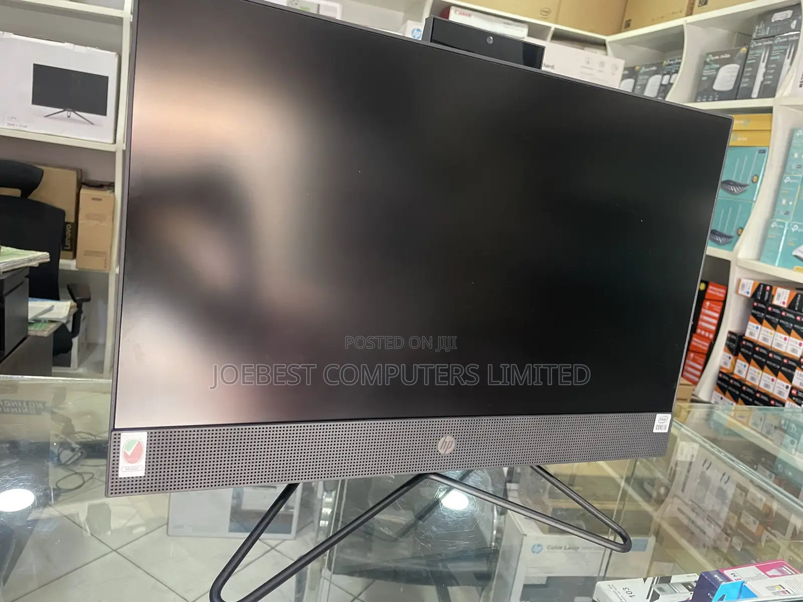Desktop Computer HP 200 G4 22 All-in-One 8GB Intel Core i5 SSD 1T
