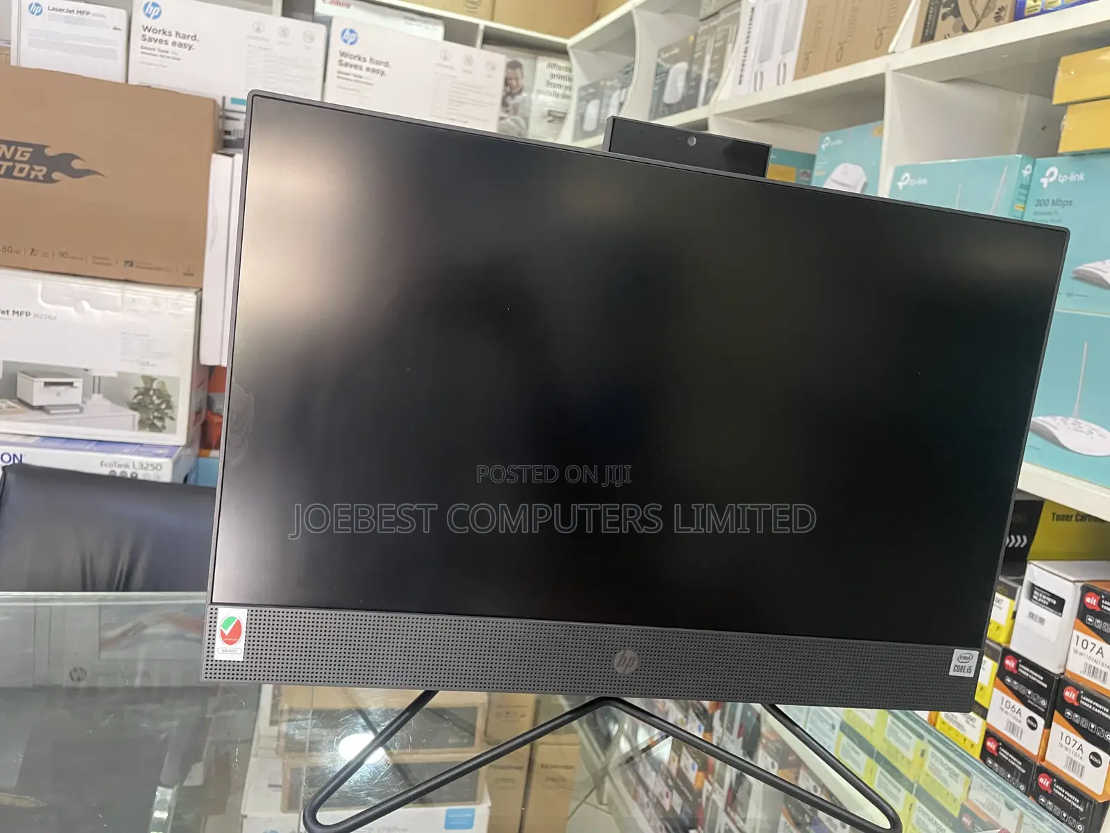 Desktop Computer HP 200 G4 22 All-in-One 8GB Intel Core i5 SSD 1T