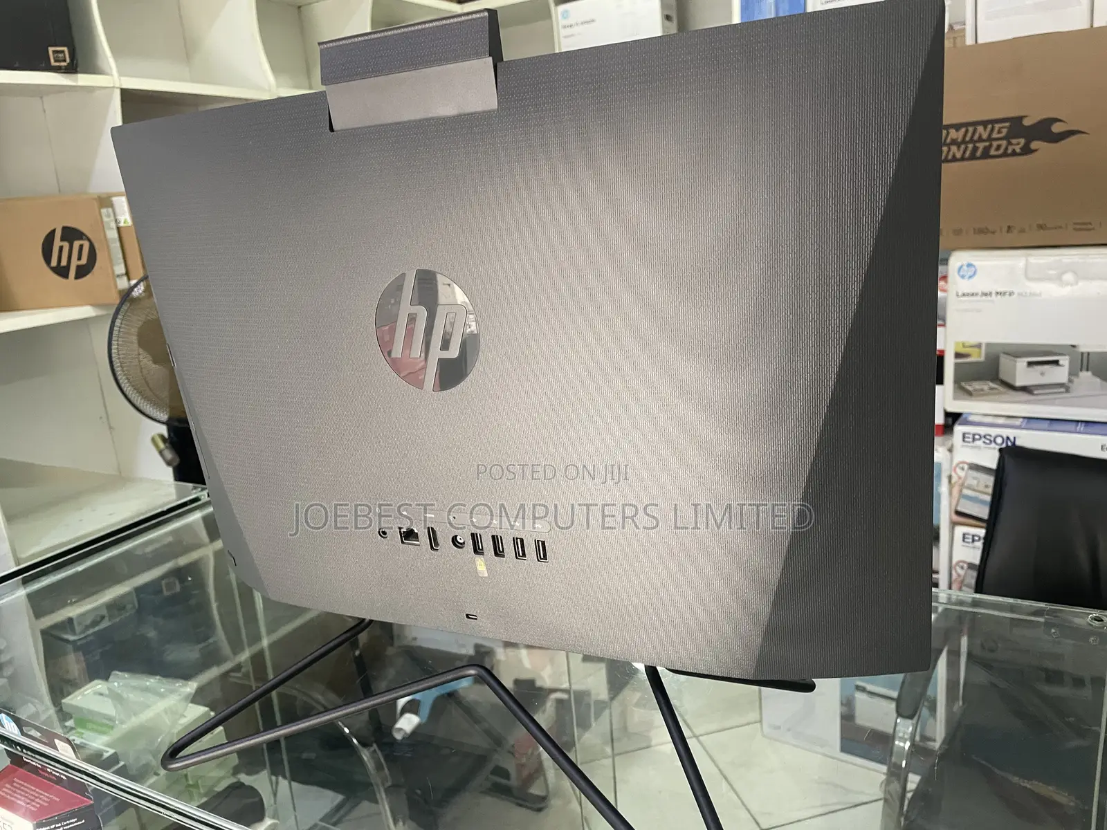 Desktop Computer HP 200 G4 22 All-in-One 8GB Intel Core i5 SSD 1T