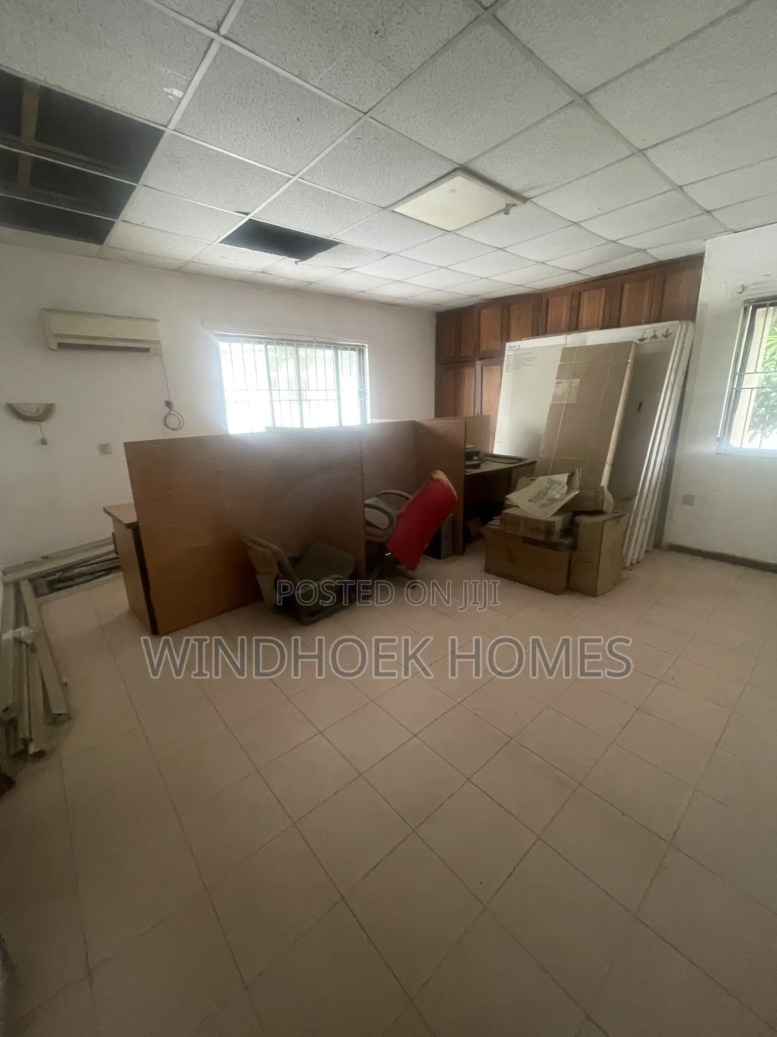 An Office Space Measuring 25sqms on the First Floor en-Suite