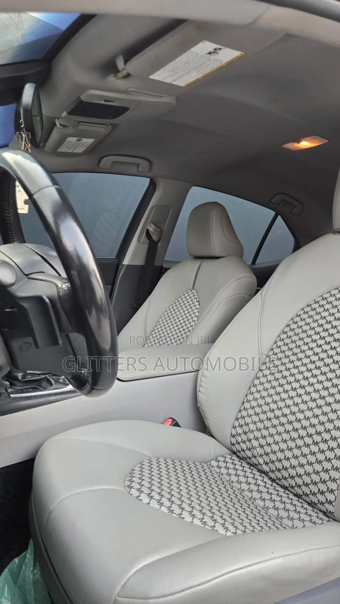 Toyota Camry 2018 White