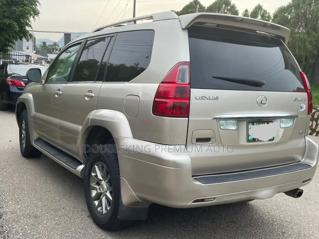 Lexus GX 470 2007 Gold
