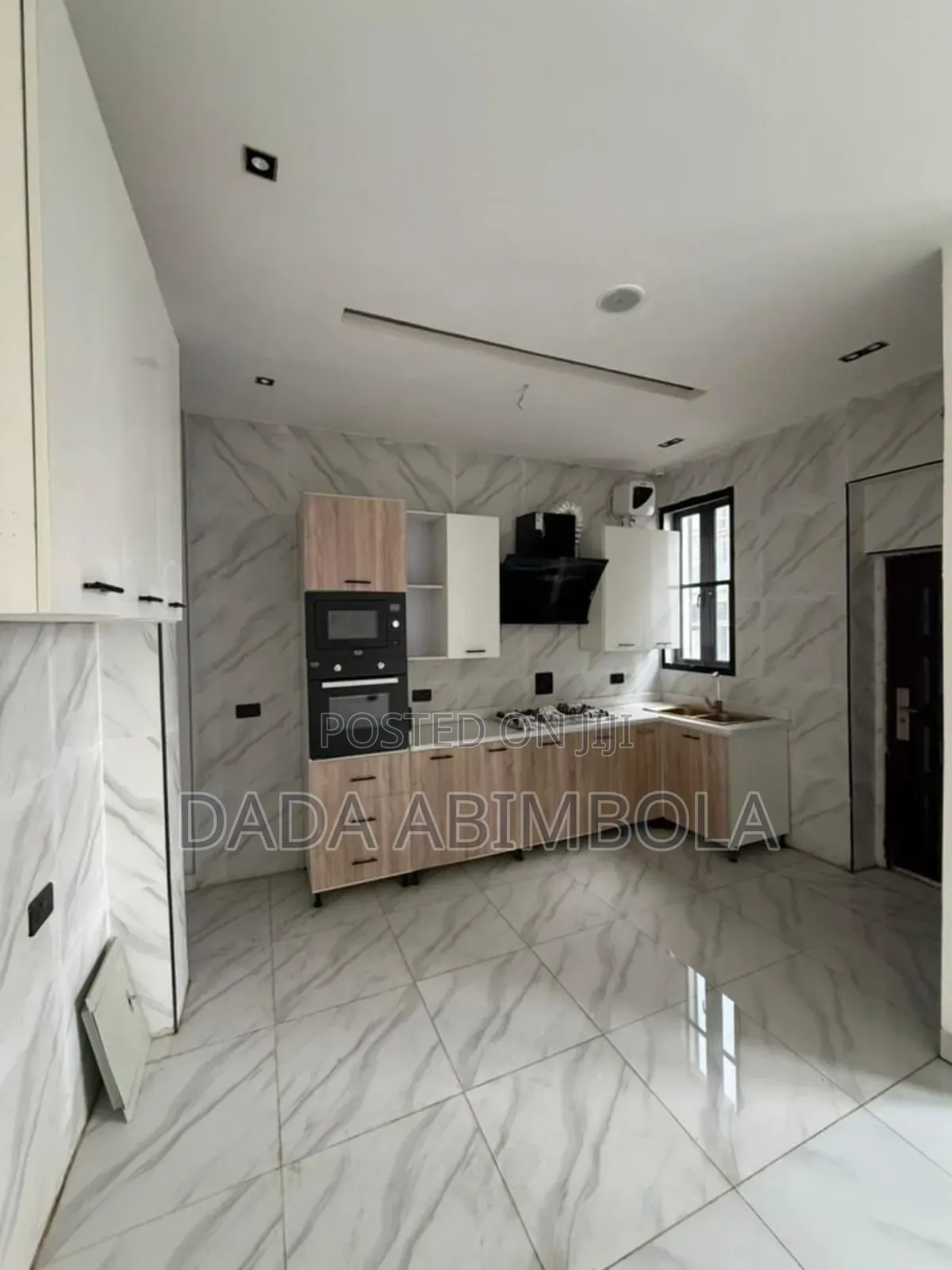 Luxury Brand New 2 Bedroom Apartment