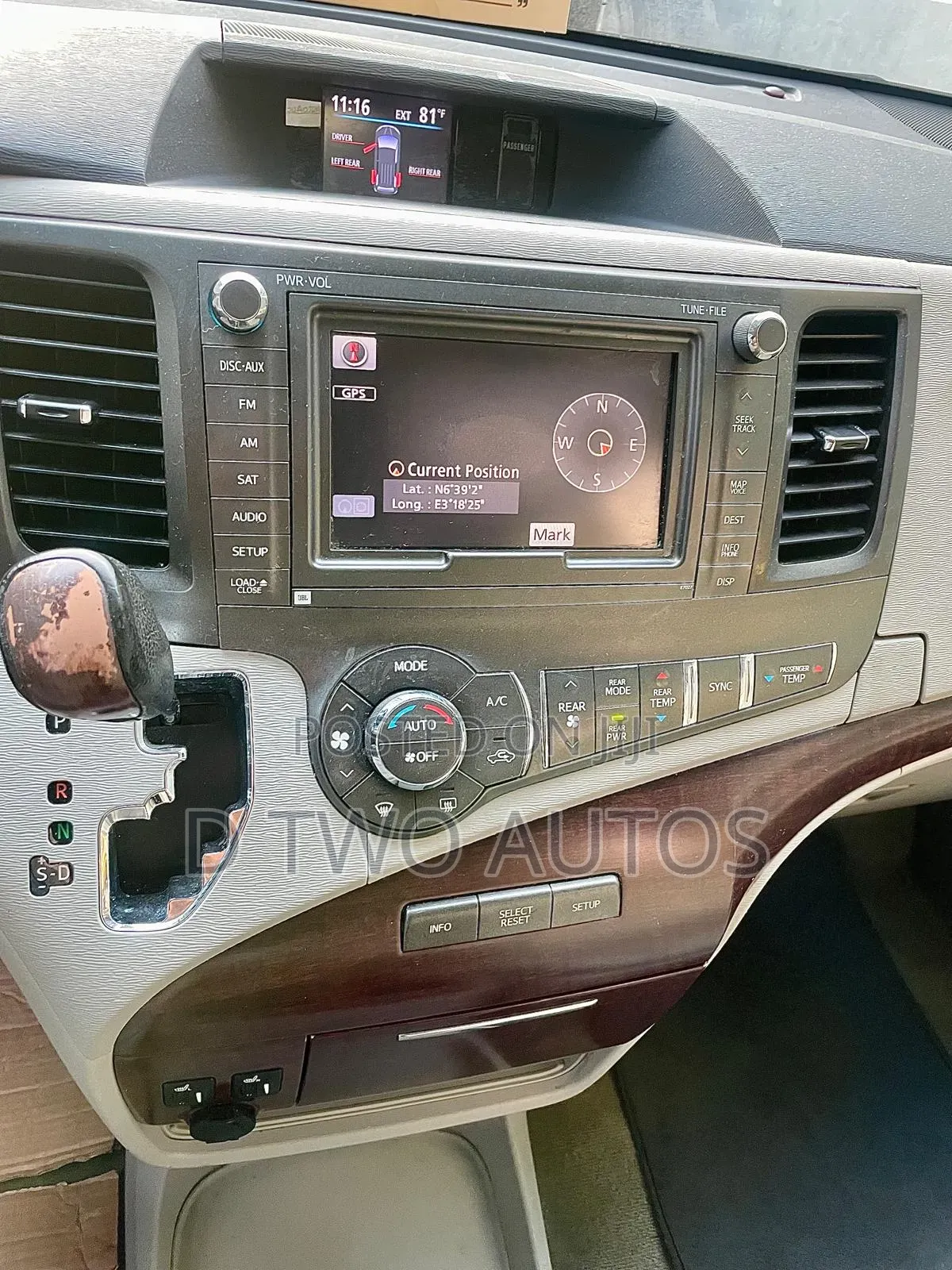 Toyota Sienna XLE 7 Passenger Mobility 2012 Gray