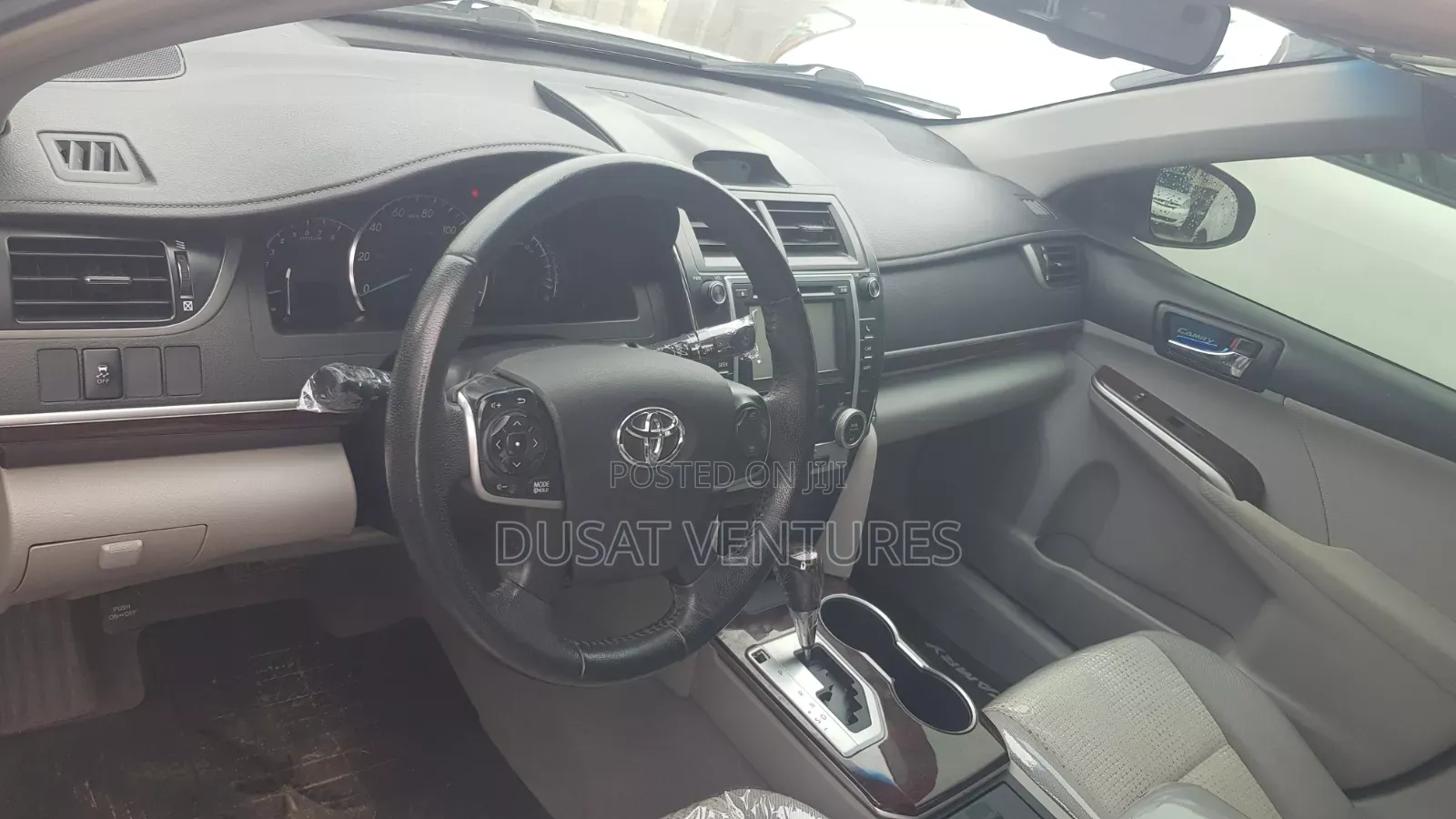 Toyota Camry SE 4dr Sedan (2.5L 4cyl 6A) 2013 Blue