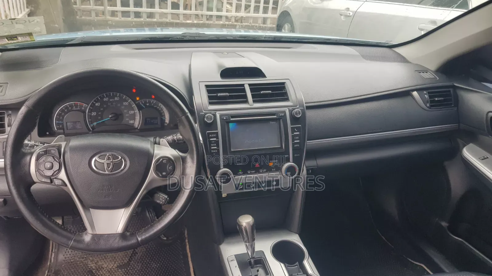 Toyota Camry SE 4dr Sedan (2.5L 4cyl 6A) 2013 Blue