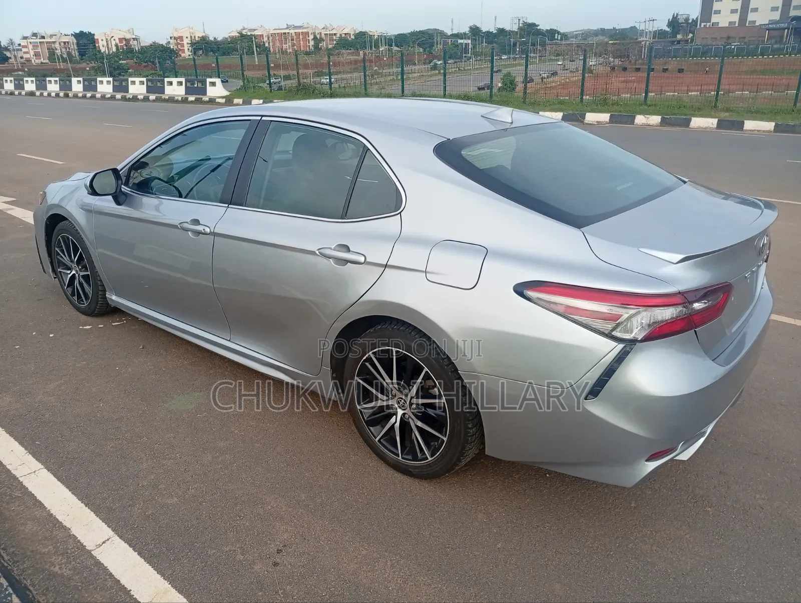Toyota Camry 2021 Silver
