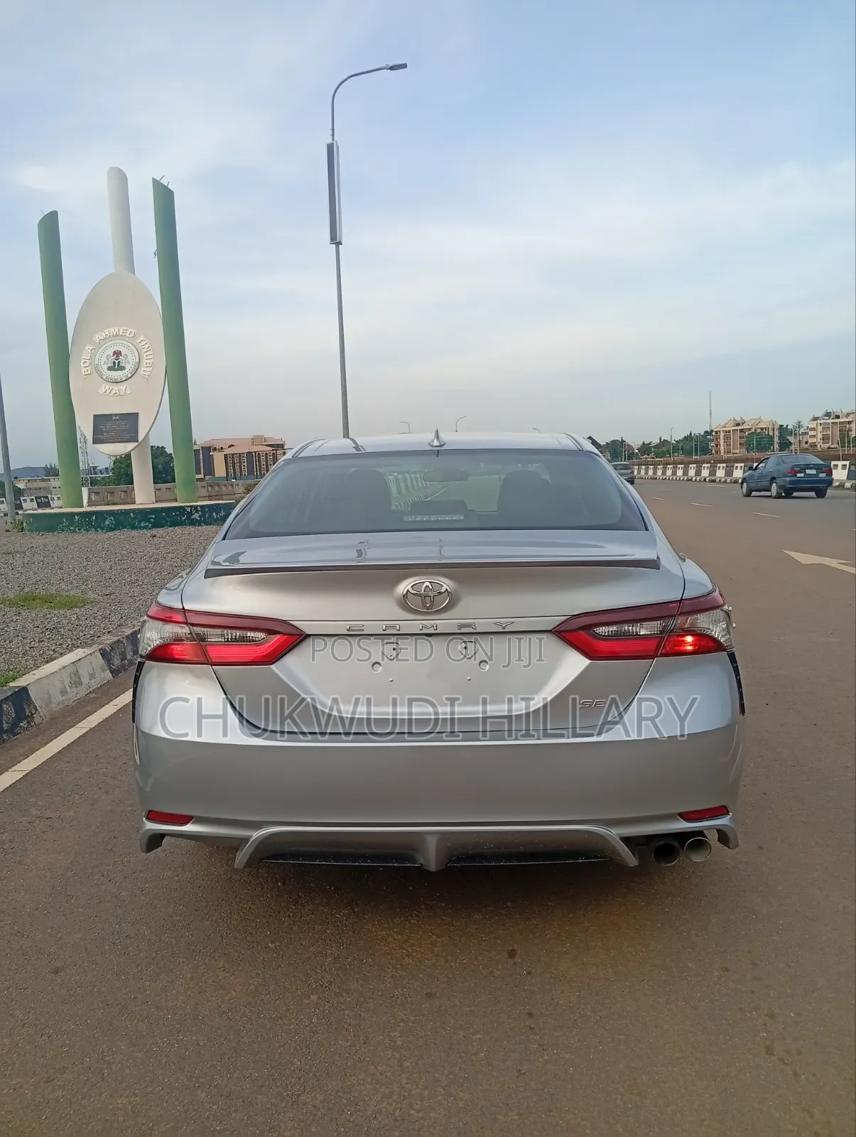 Toyota Camry 2021 Silver