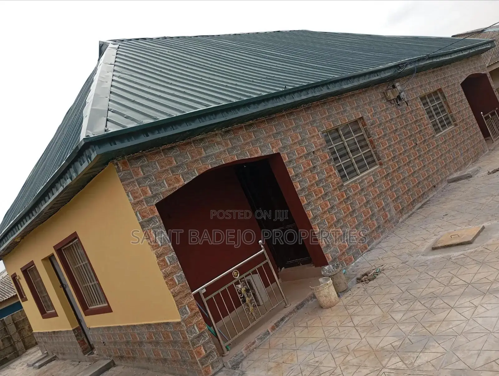 1bdrm Block of Flats in Glory Estate, Gberigbe for rent
