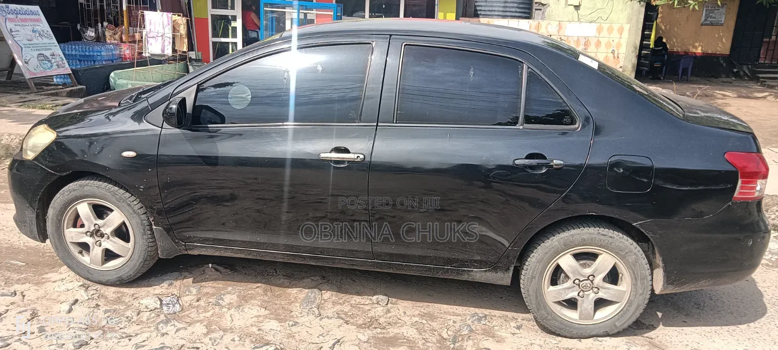 Toyota Yaris Base Hatchback 5dr 2010 Black