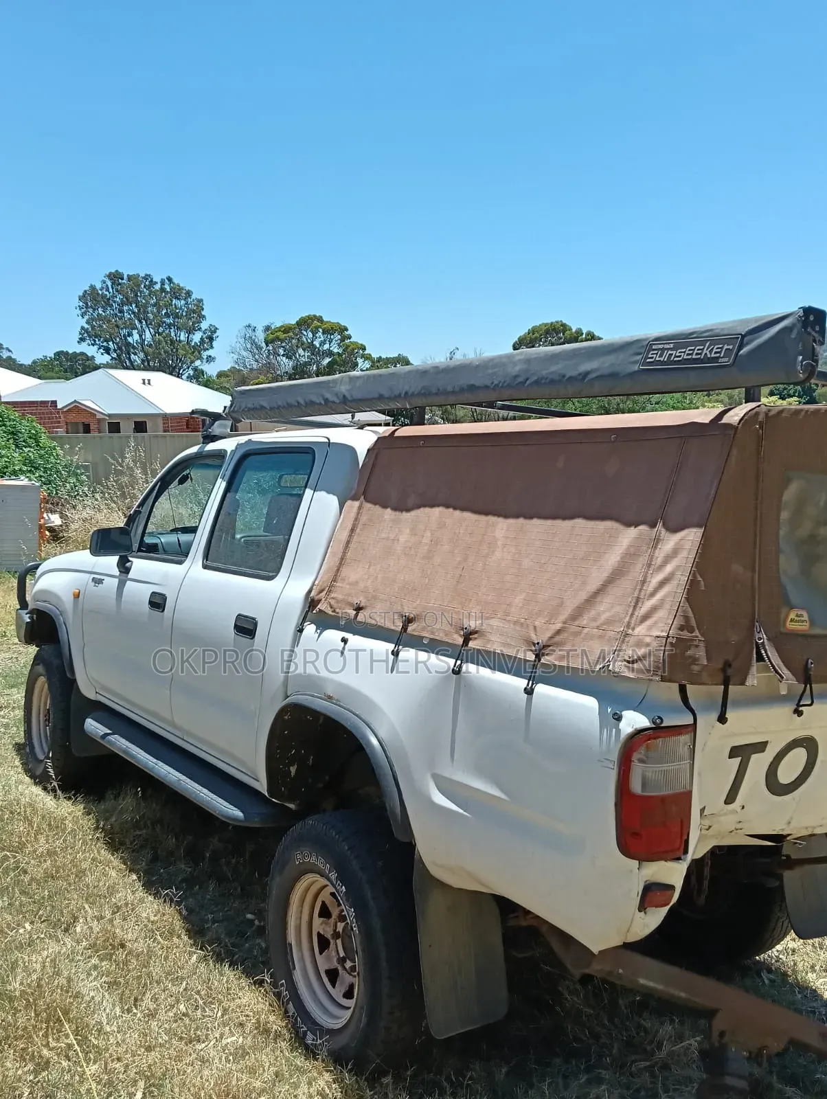Toyota Hilux 1998 White