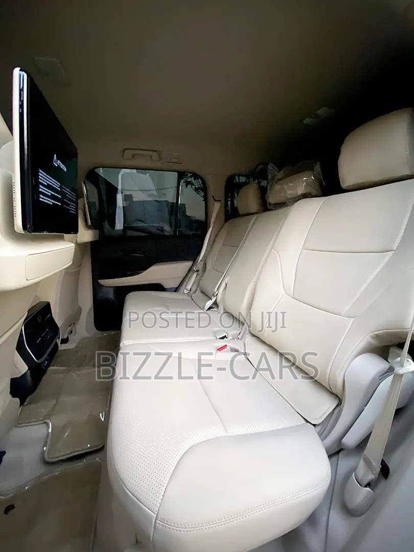 Toyota Land Cruiser 2023 Black