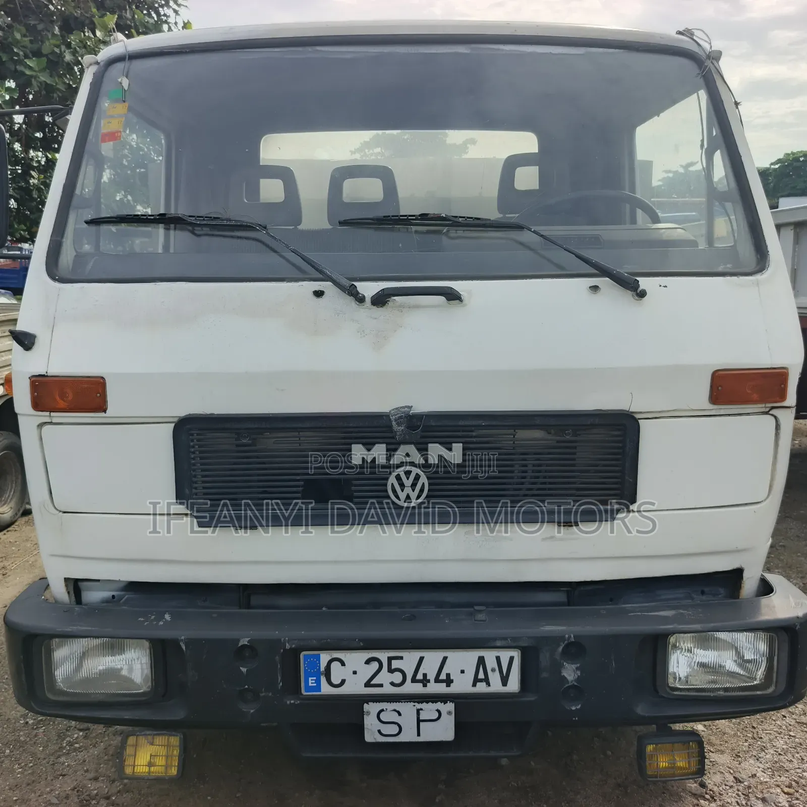 Man Volks Pickup 17ft Long Bucket Tokunbo With Custom Paper