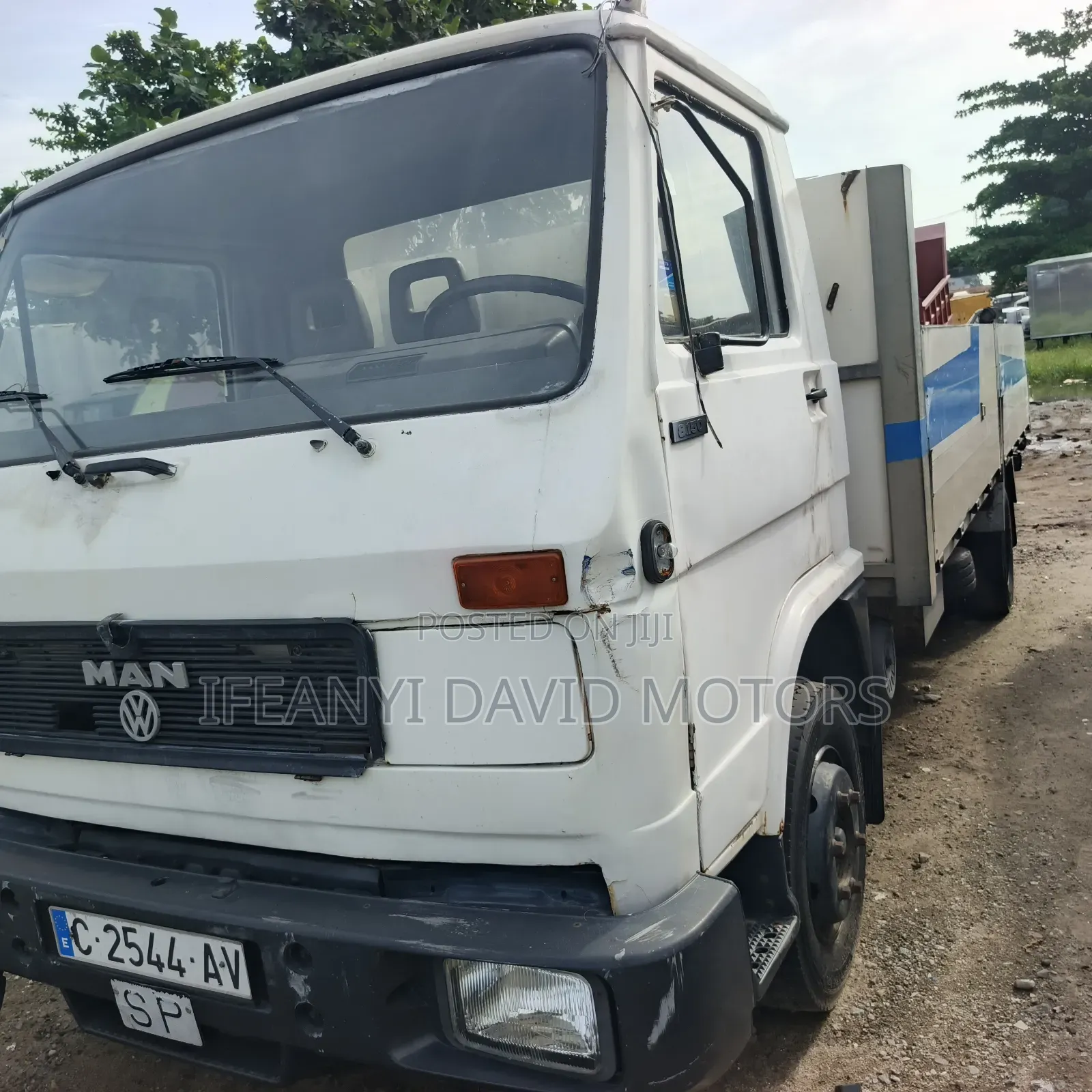 Man Volks Pickup 17ft Long Bucket Tokunbo With Custom Paper
