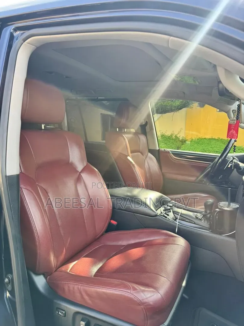 Lexus GX 2018 Blue