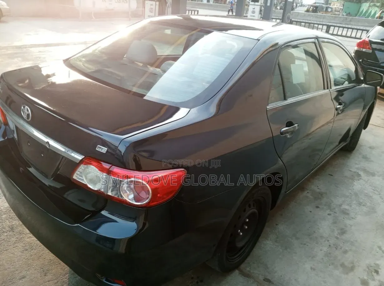 Toyota Corolla 2013 Black