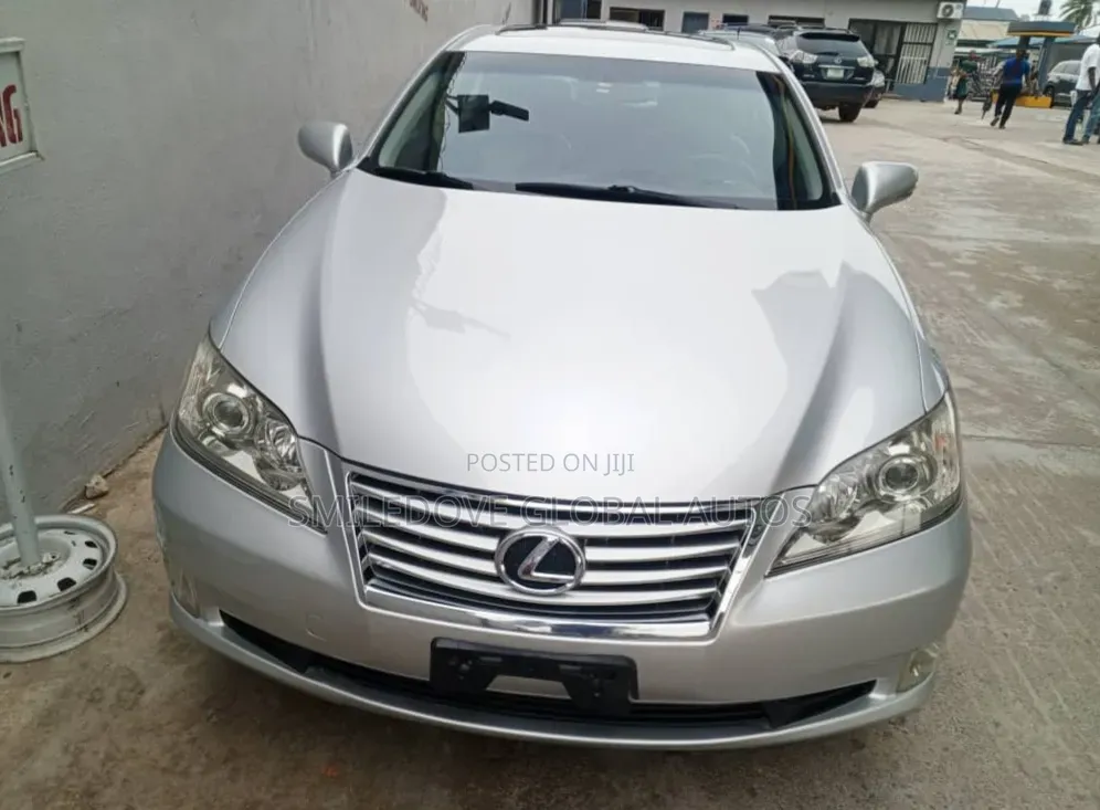 Lexus ES 350 2011 Silver