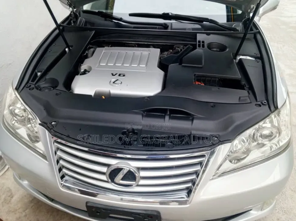 Lexus ES 350 2011 Silver