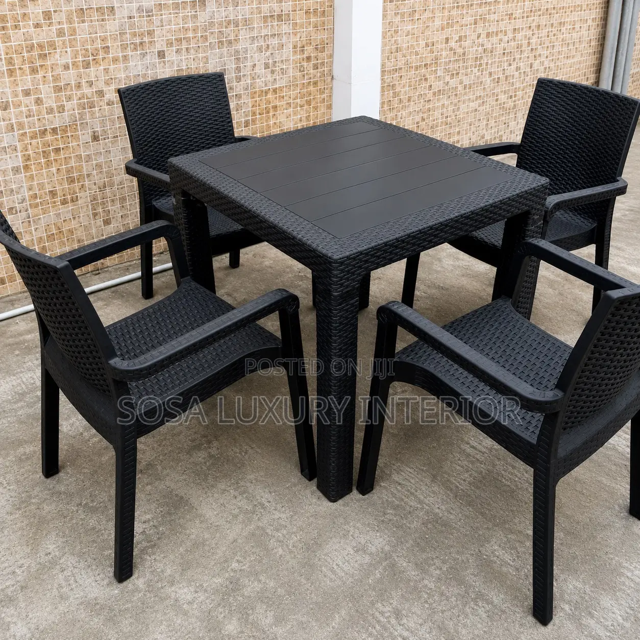 Modern Black Rattan 4-Seater Dining Set