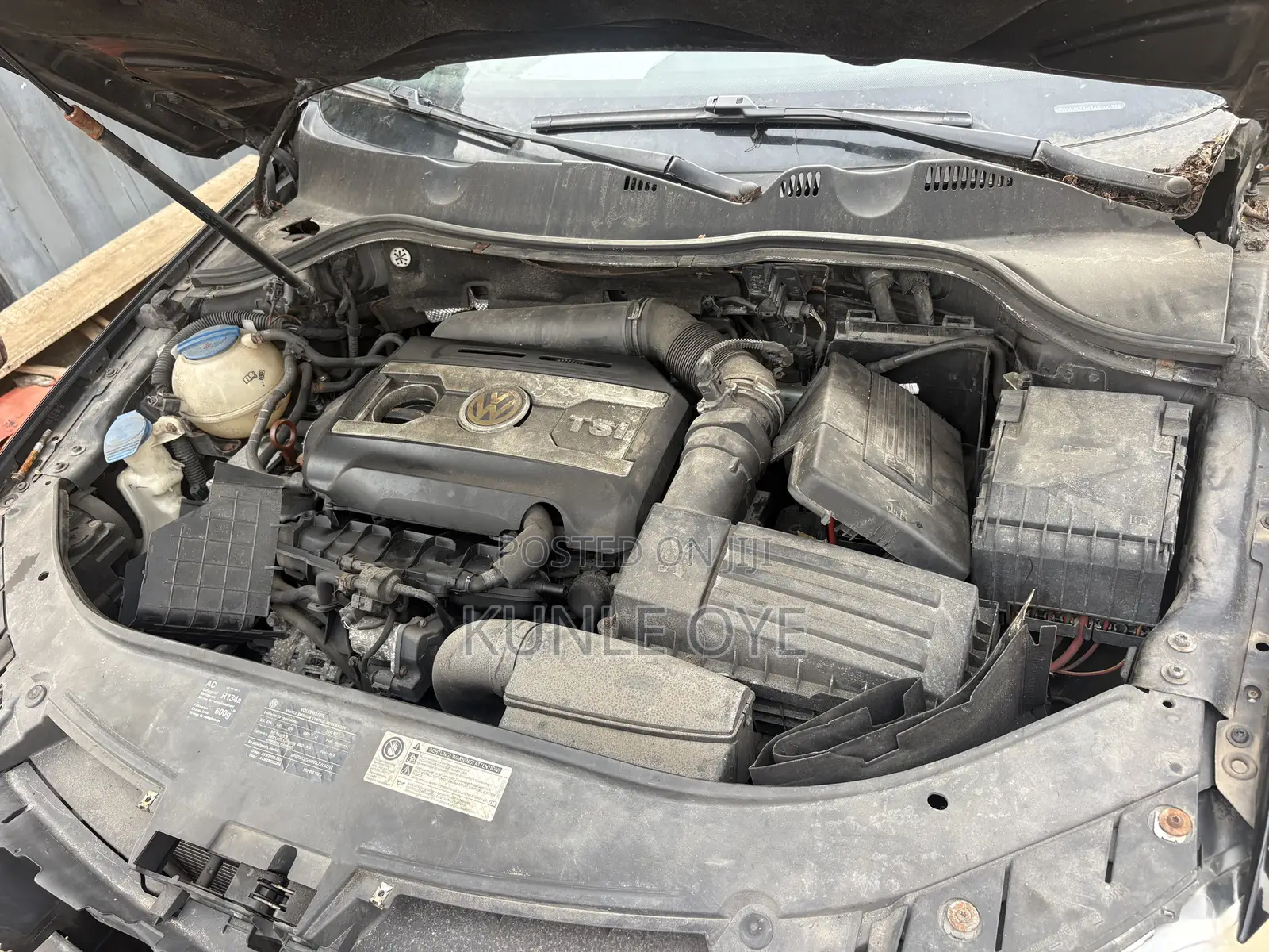 Volkswagen Passat 2.0 Sedan 2010 Black