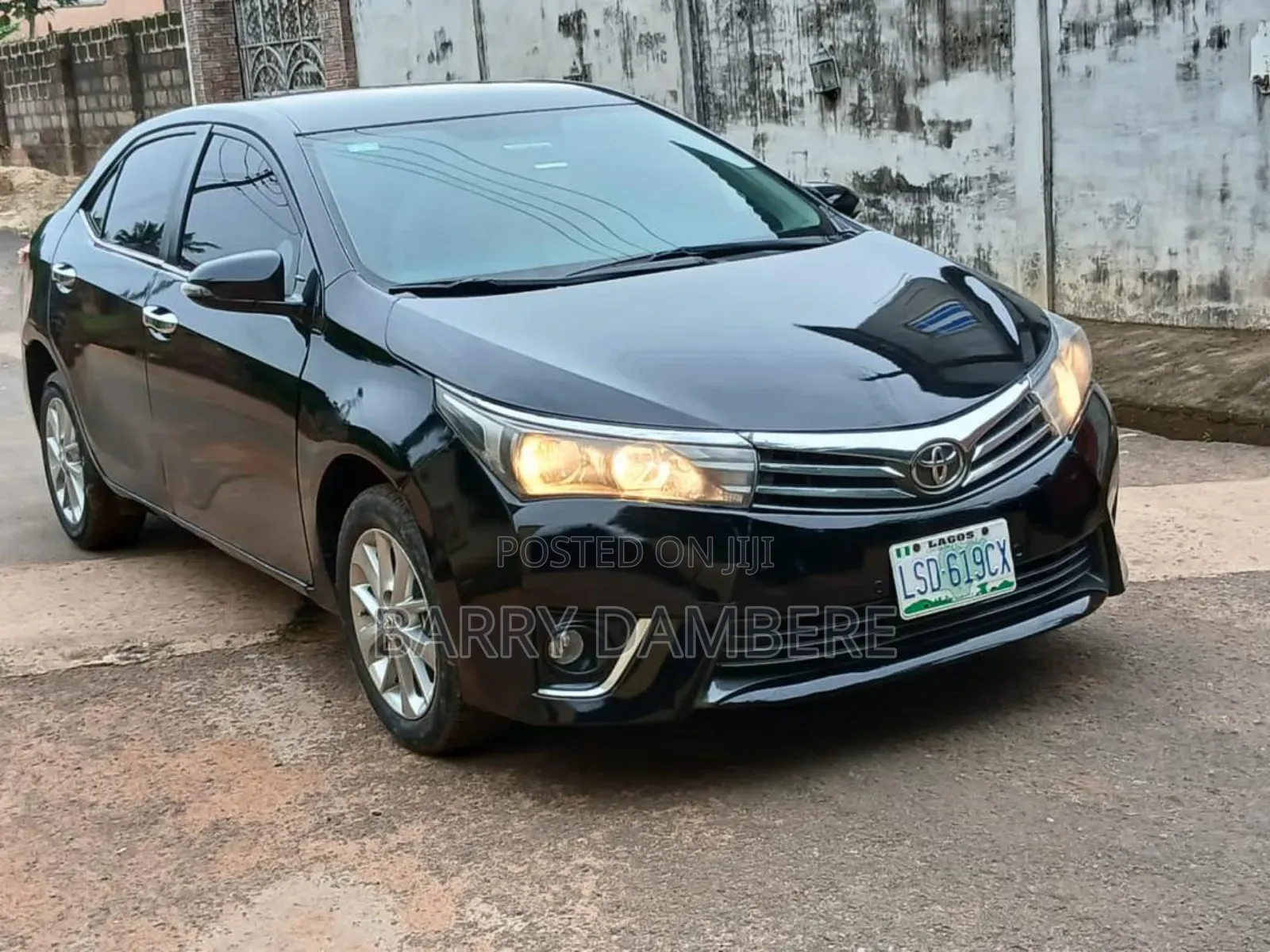 Toyota Corolla 2015 Black