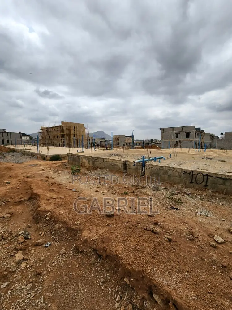 Nice Estate Land for Sale