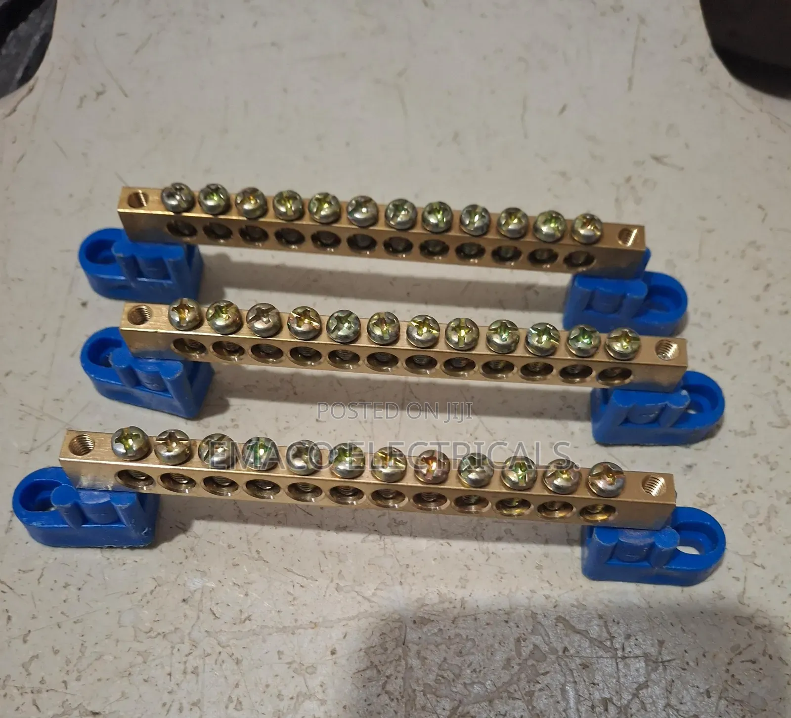 Neutral Link Connector
