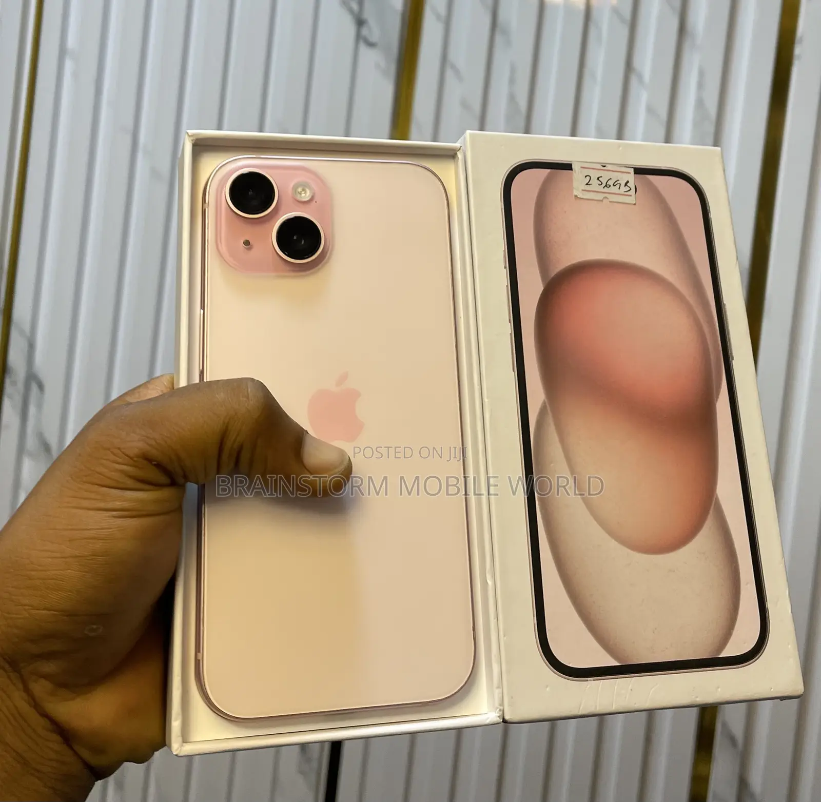 Apple iPhone 15 256 GB Pink