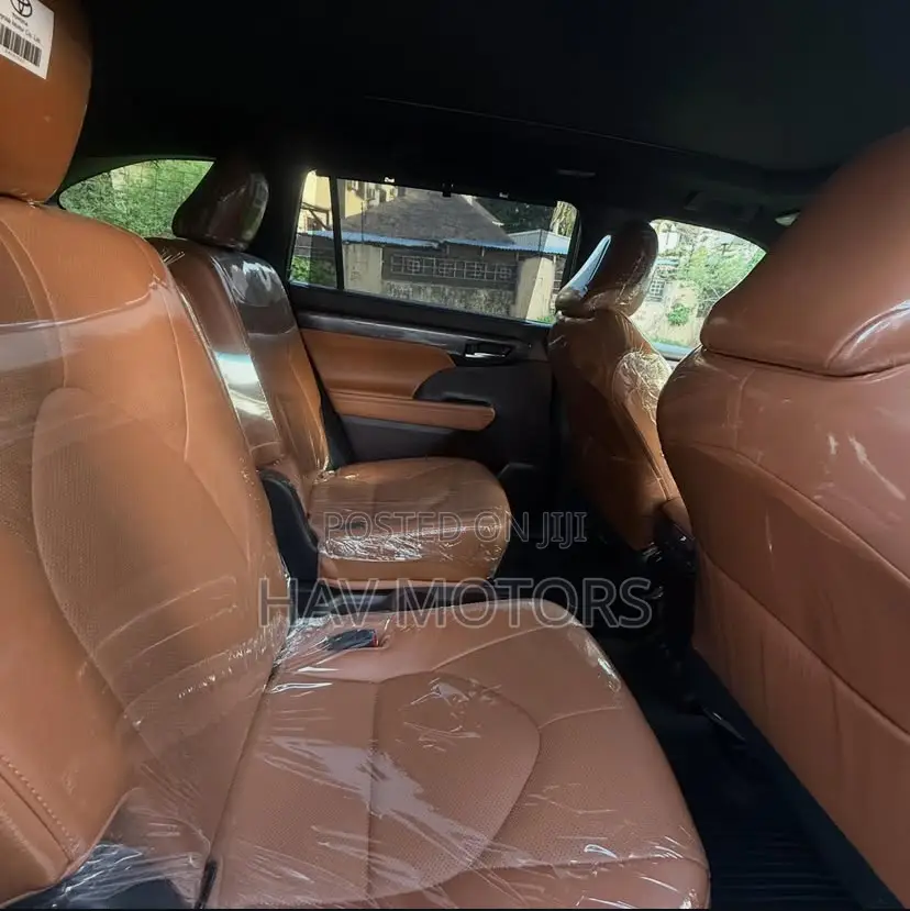 Toyota Highlander Platinum 2022 Black