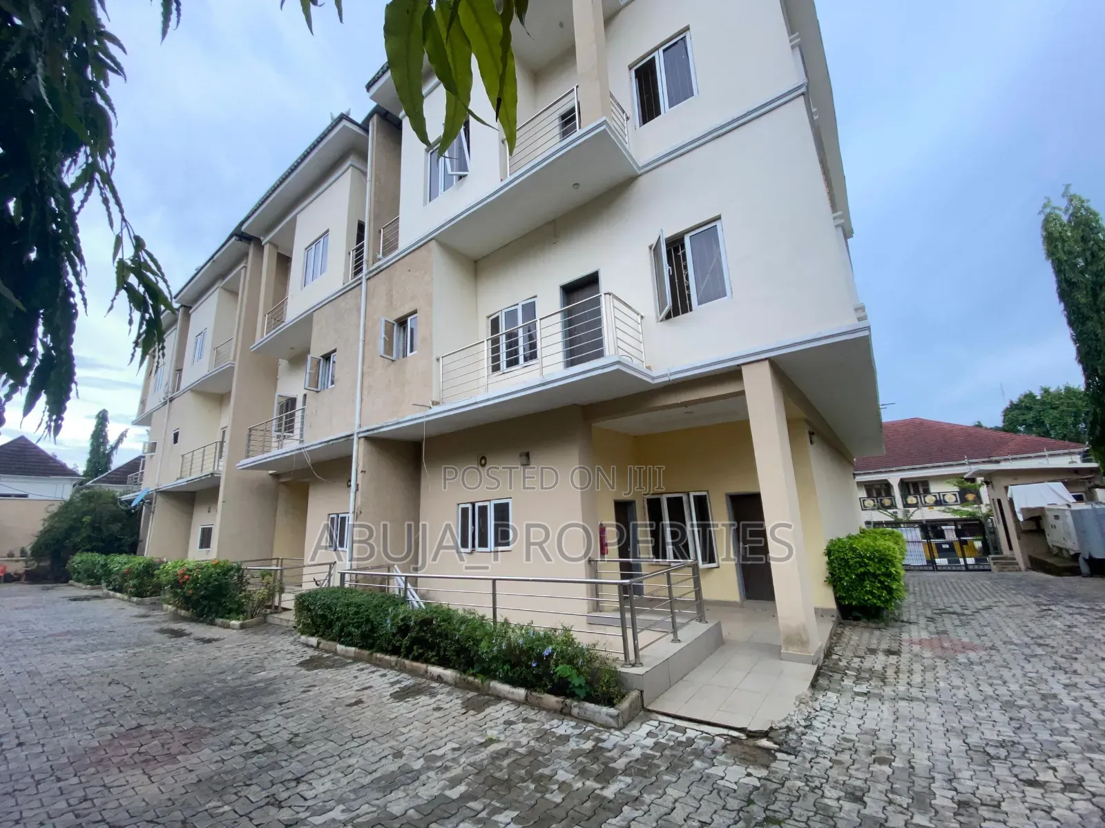 5bdrm Duplex in Maitama for rent