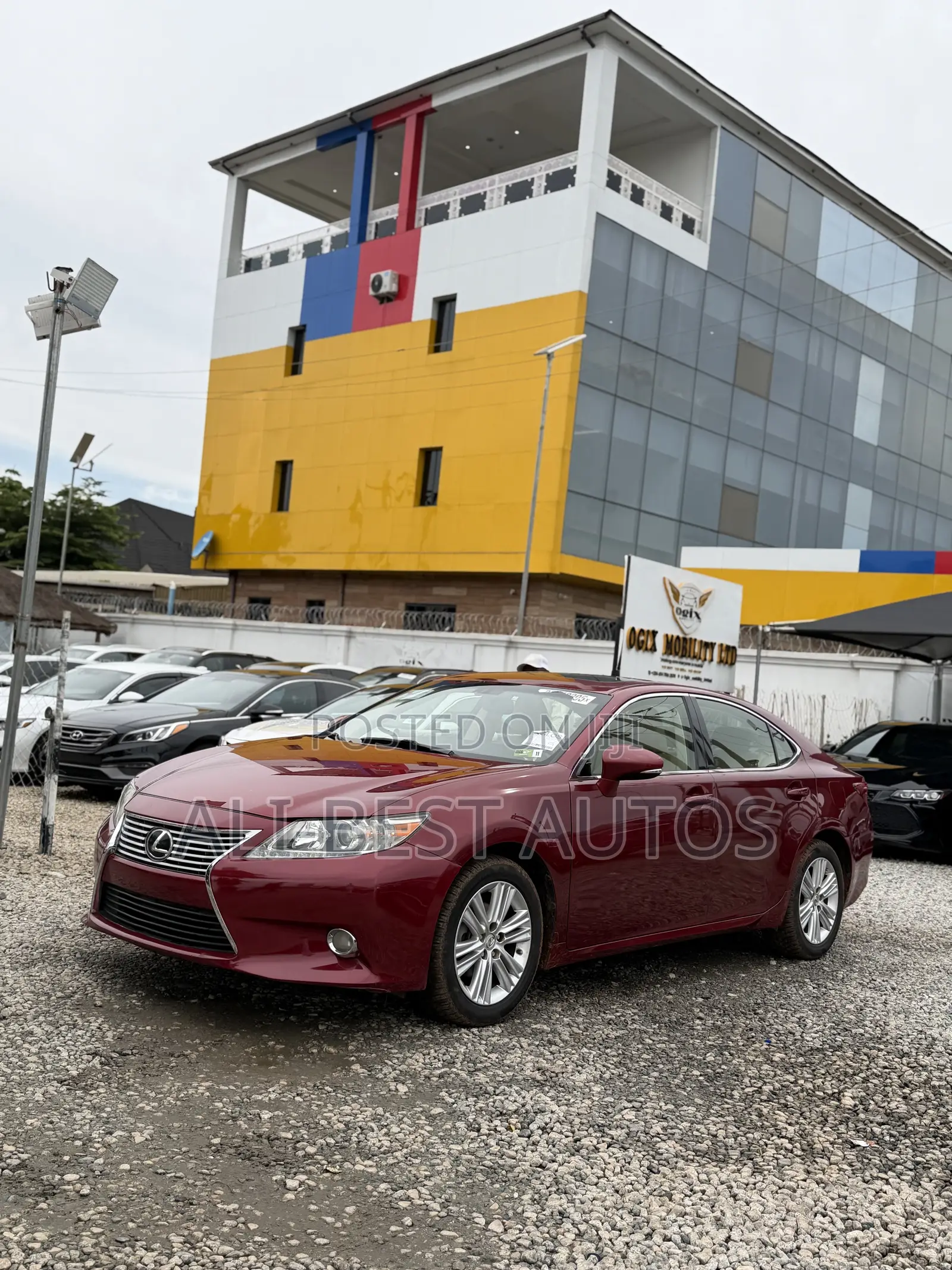 Lexus ES 2014 Red