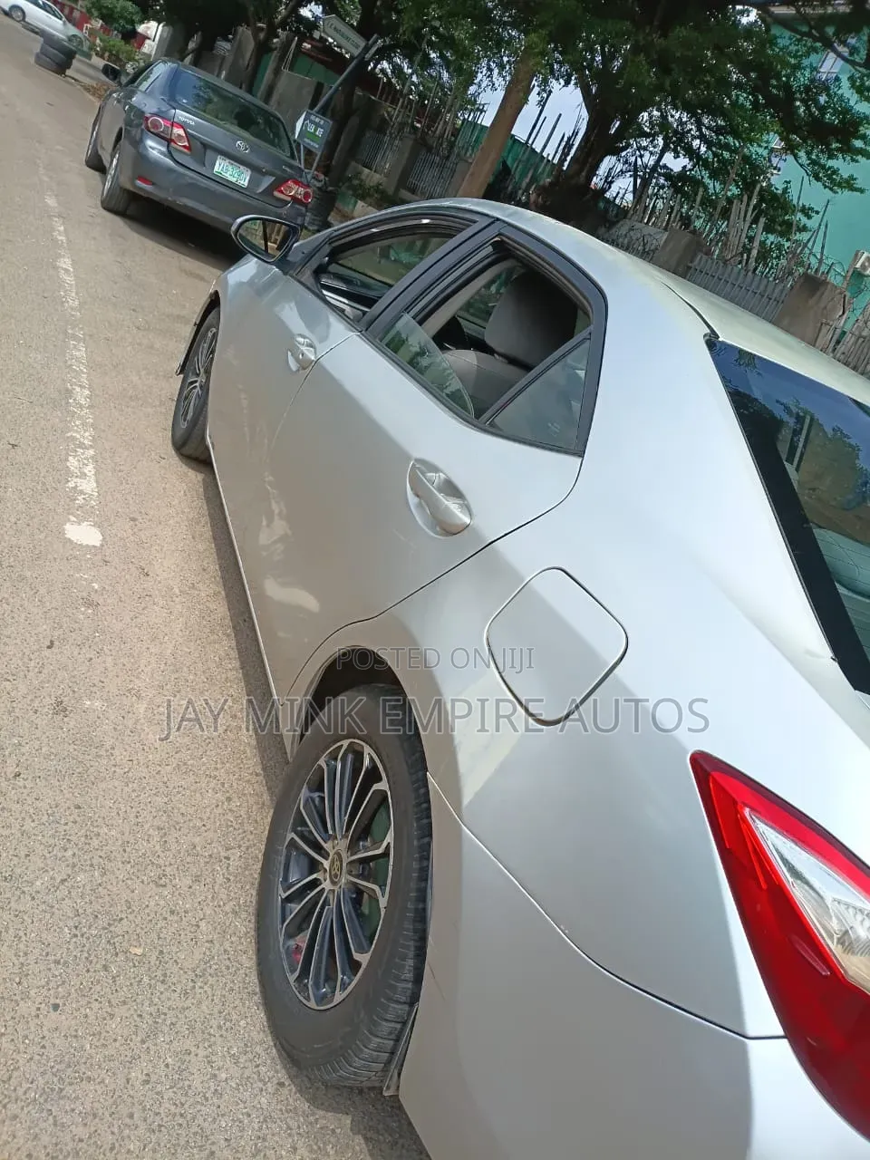 Toyota Corolla 2015 Silver