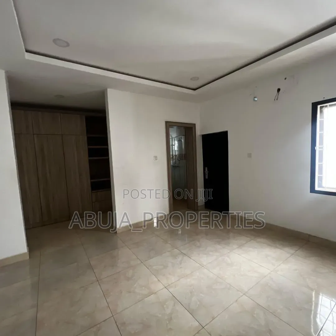 4bdrm Duplex in Jahi for rent