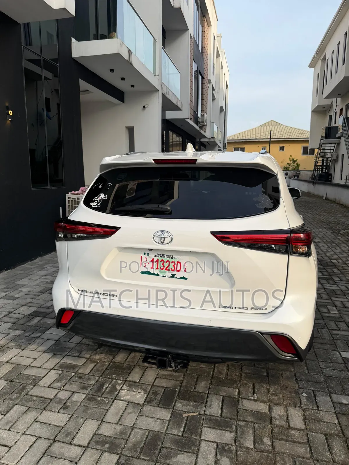 Toyota Highlander Limited 2021 White