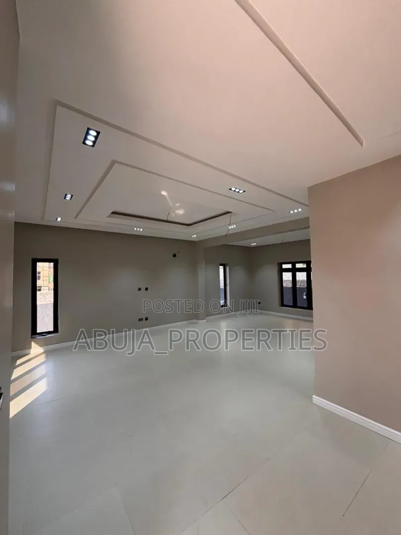 5bdrm Duplex in Guzape District for rent