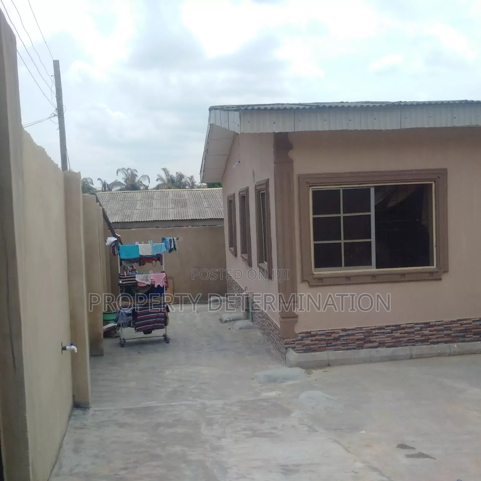 3bdrm Bungalow in Yakoyo/Alagbole for sale