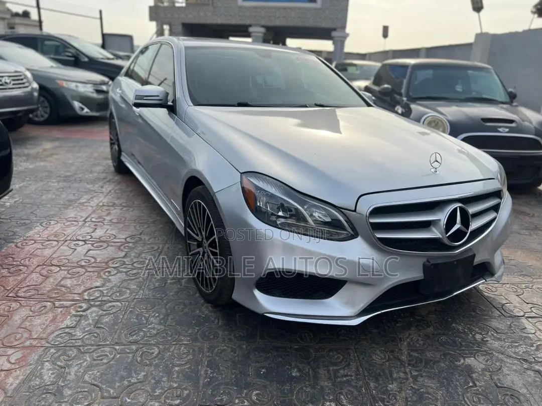 Mercedes-Benz E350 Base 4Matic Sedan AWD (3.5L 6cyl 7A) 2016 Silver